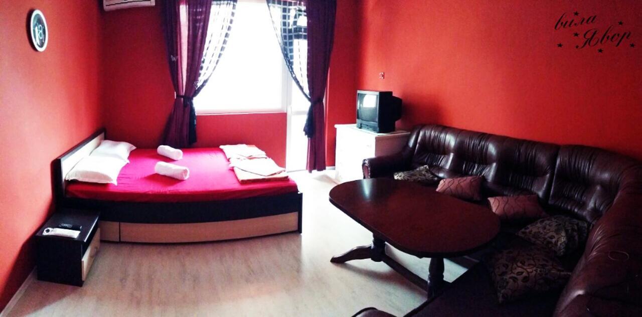 Hotel Yavor ツァレヴォ エクステリア 写真
